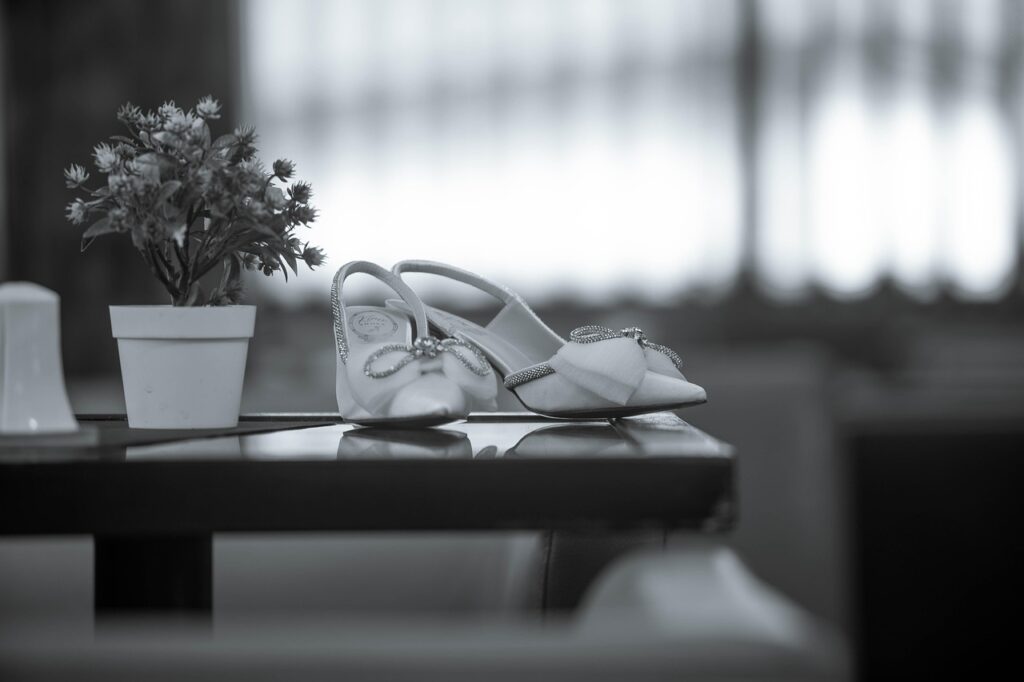 靴の臭いを取る方法は何ですか？